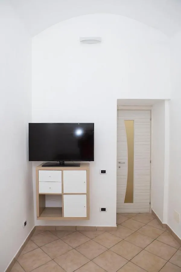 Airport House Apartment Naples